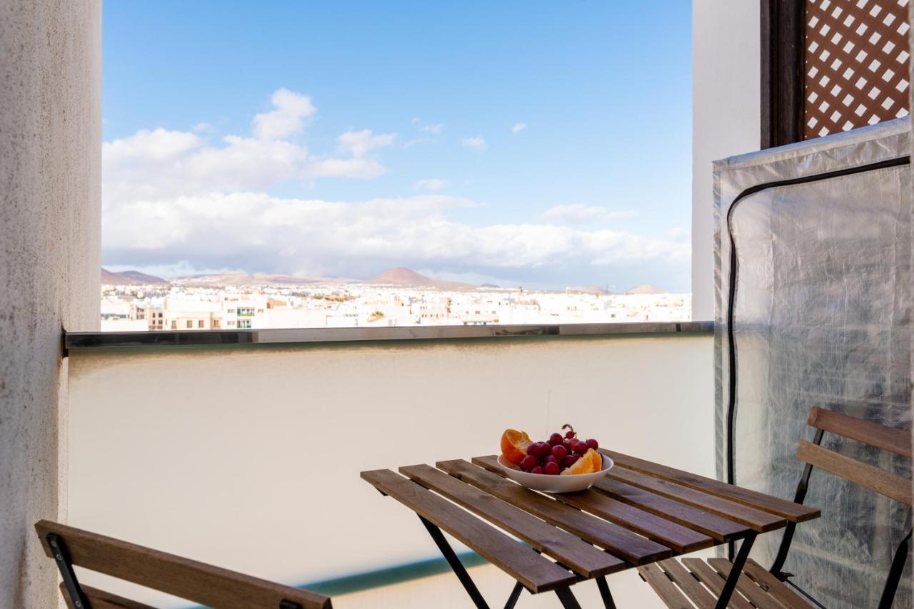 Fee4Me: First Line Luxury Apartment Arrecife  Zewnętrze zdjęcie